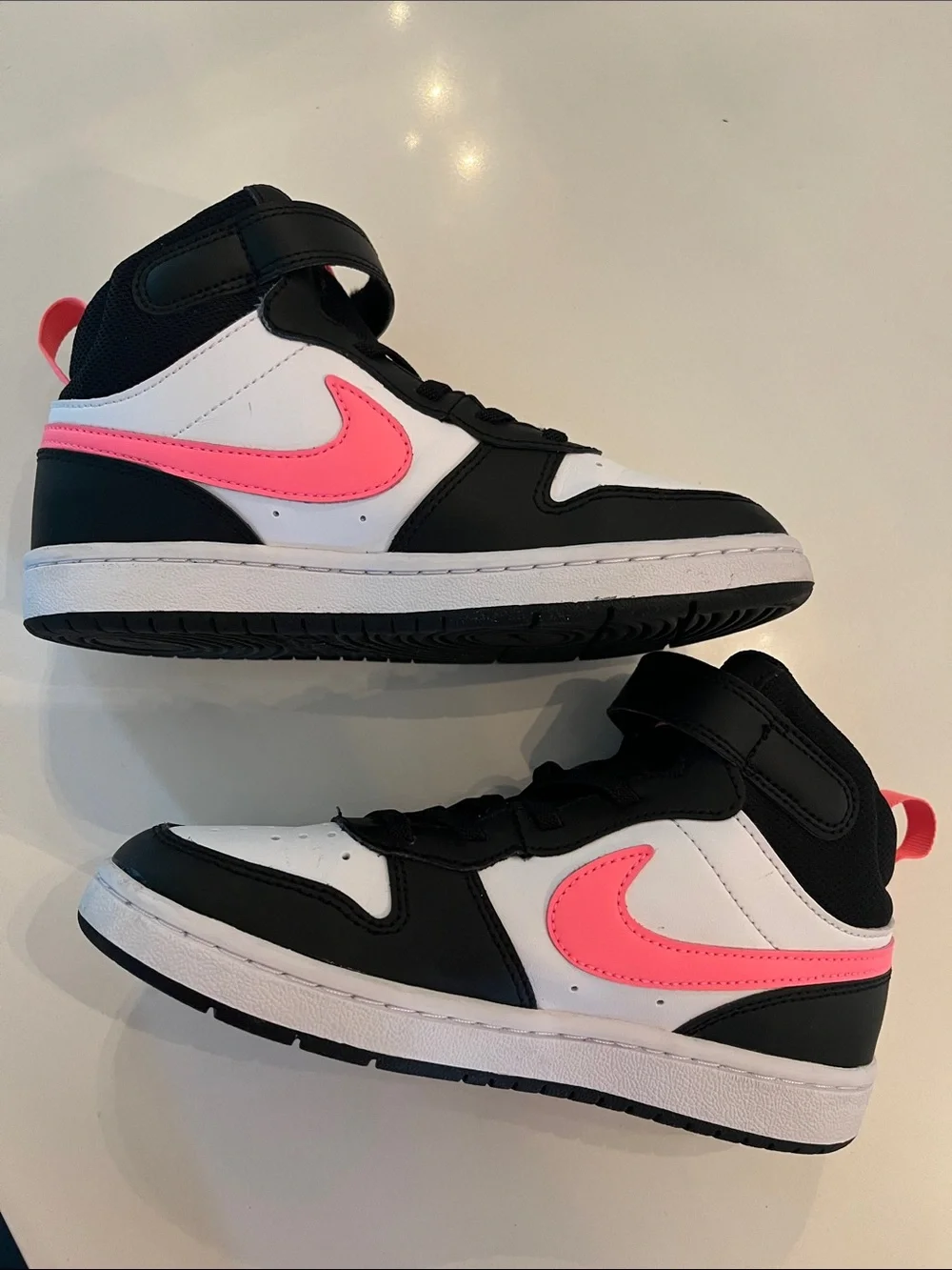 Girls Nike Dunk High Top Sneakers pink/black size 1.5 Youth